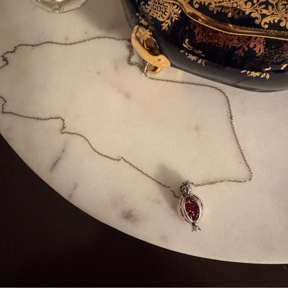 Silver Pomegranate pendant with Red Stones - Picture 3 of 4